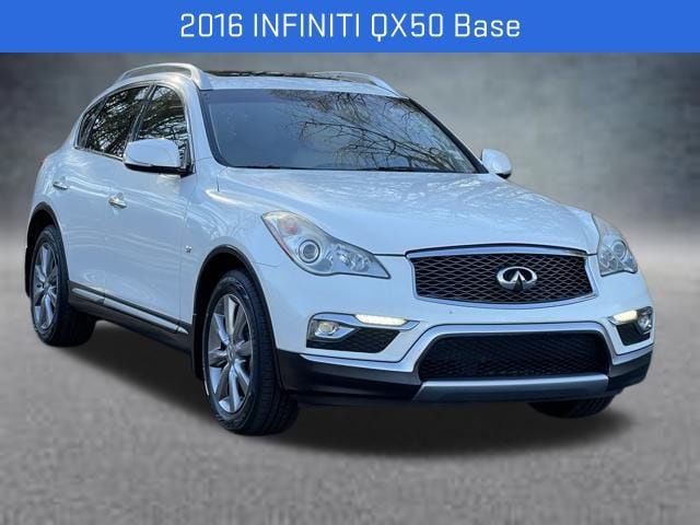 2016 INFINITI QX50 Base's photo