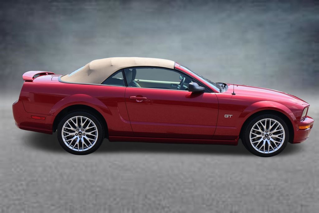 Used 2006 Ford Mustang GT Deluxe with VIN 1ZVFT85H765238774 for sale in Mount Airy, NC