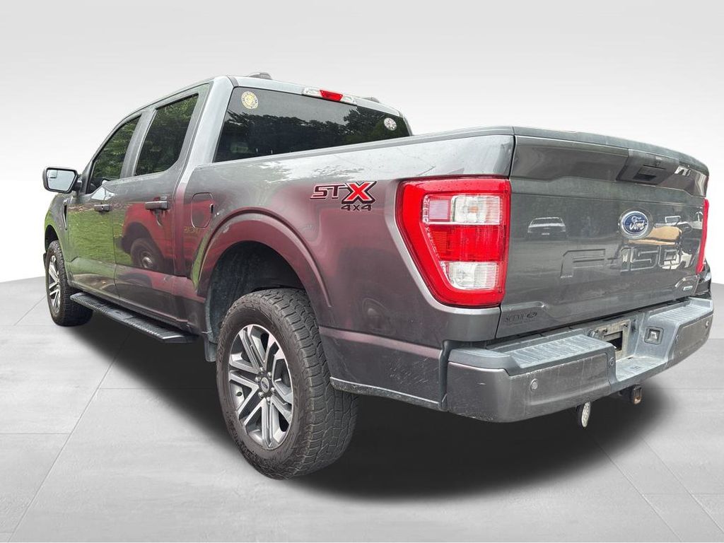 2021 Ford F-150 XL photo 3