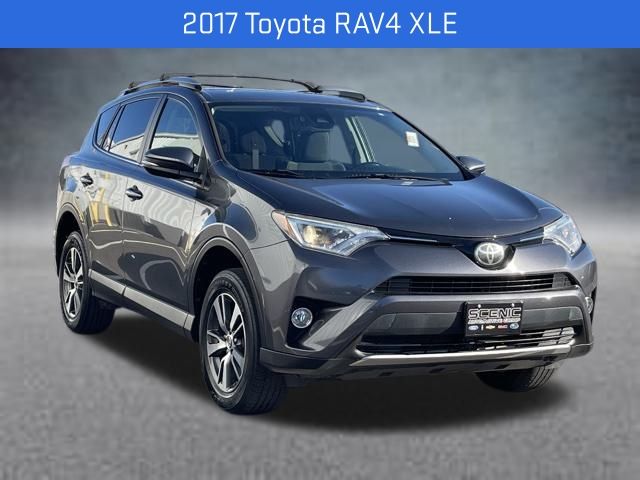 2017 Toyota RAV4 XLE's photo