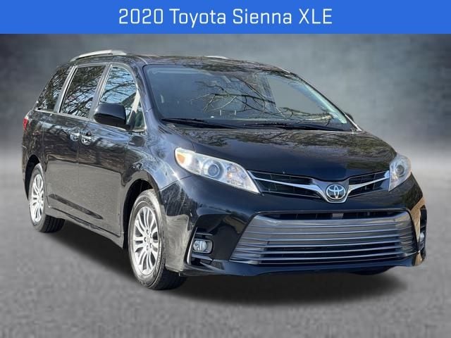 2020 Toyota Sienna XLE