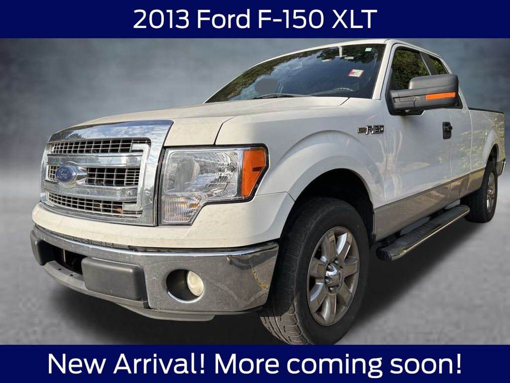 2013 Ford F-150 XLT photo 2