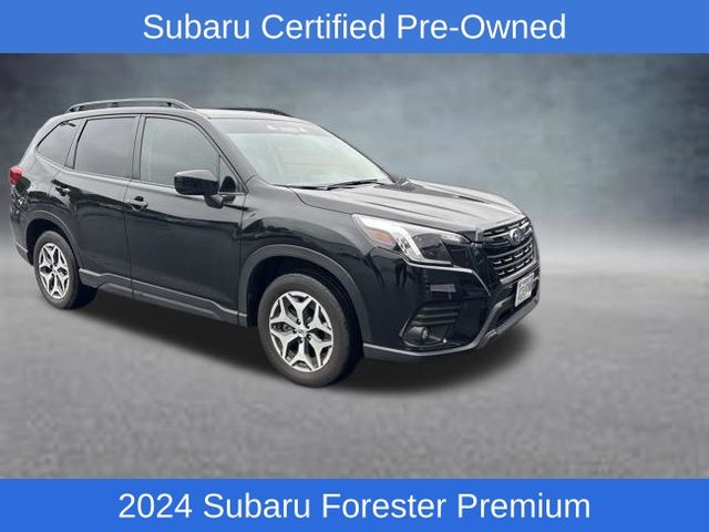 2024 Subaru Forester Premium's photo