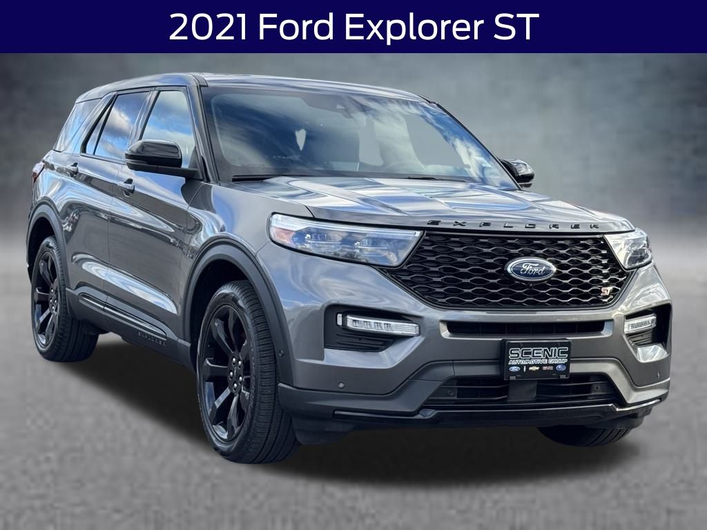 2021 Ford Explorer ST's photo