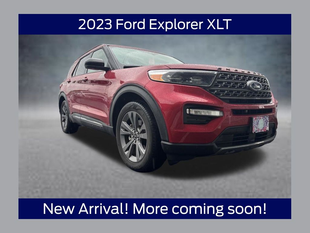 2023 Ford Explorer XLT RWD's photo