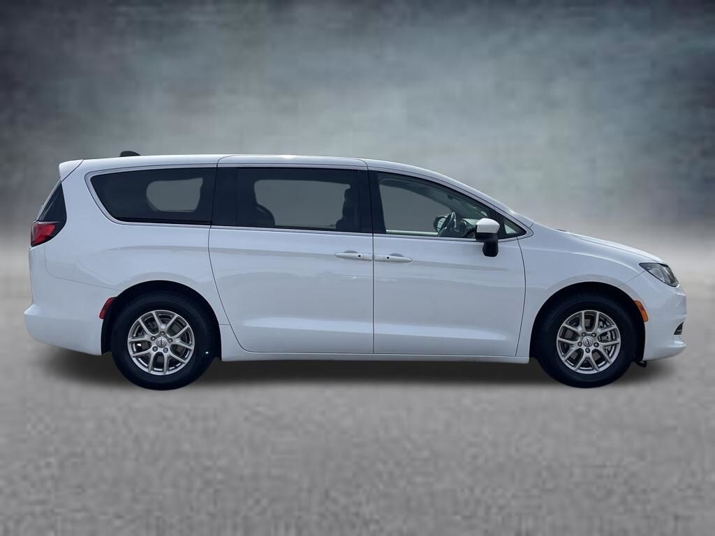 Used 2023 Chrysler Voyager LX Minivan/Van
