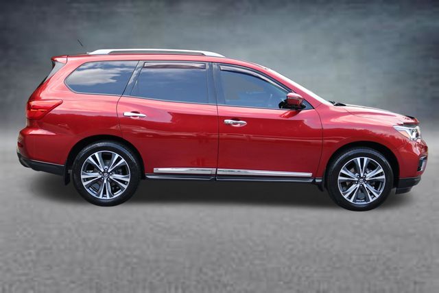 Used 2017 Nissan Pathfinder Platinum with VIN 5N1DR2MM4HC683584 for sale in Mount Airy, NC
