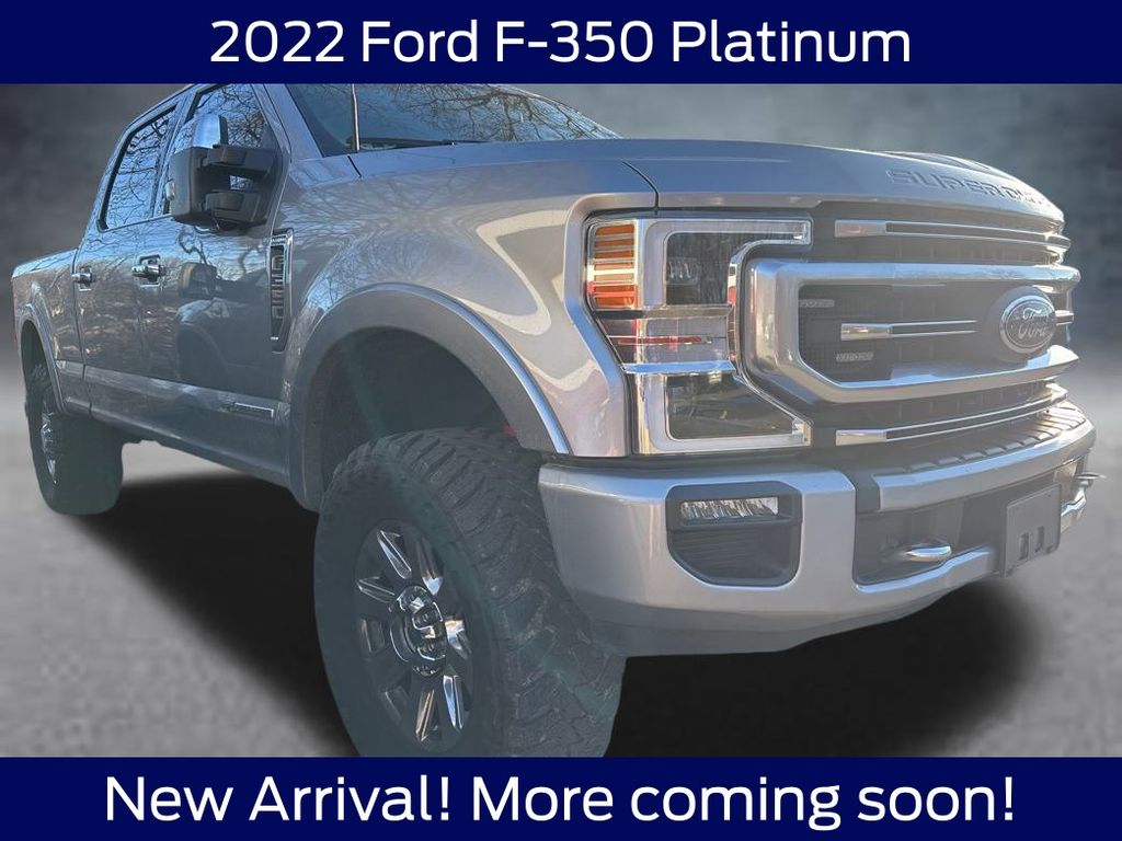 2022 Ford F-350 Super Duty Platinum's photo