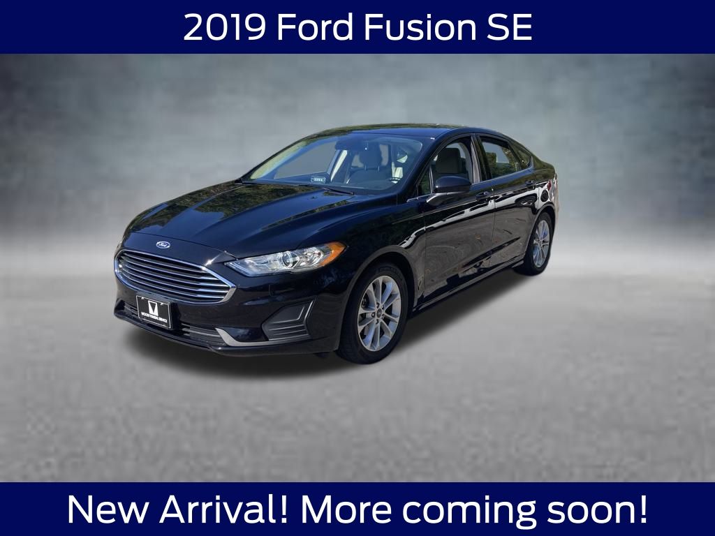2019 Ford Fusion SE photo 4