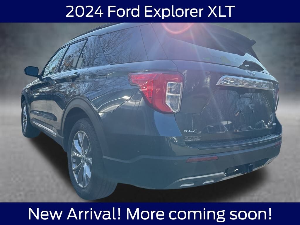 Used 2024 Ford Explorer XLT SUV