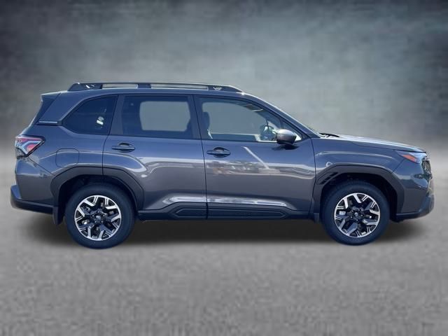 2025 Subaru Forester Premium photo 4