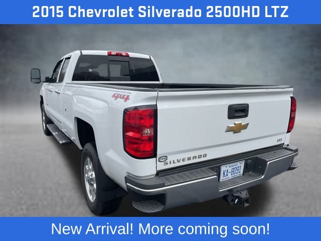 2015 Chevrolet Silverado 2500HD LTZ photo 2