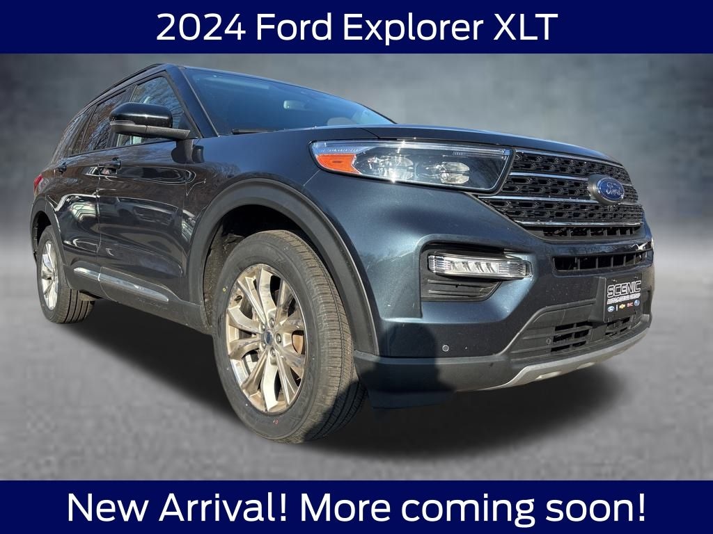 Used 2024 Ford Explorer XLT SUV