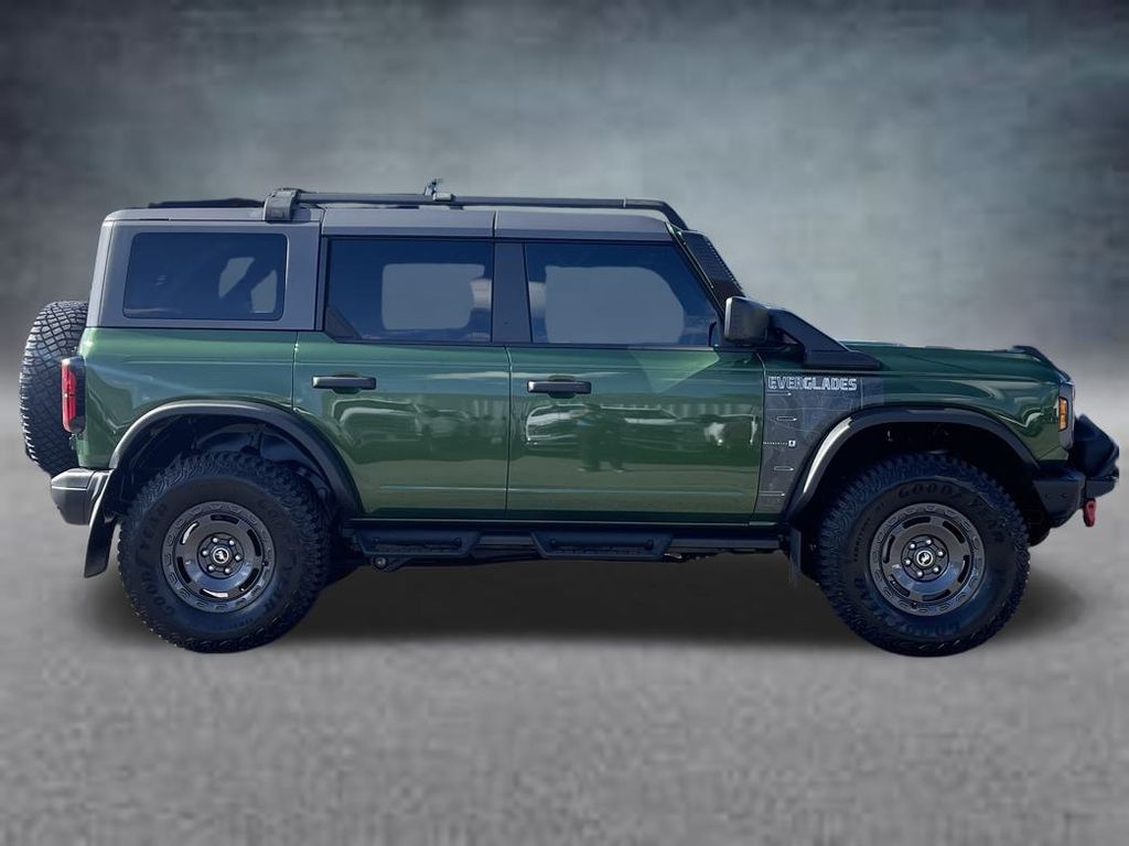 2024 Ford Bronco Everglades photo 4