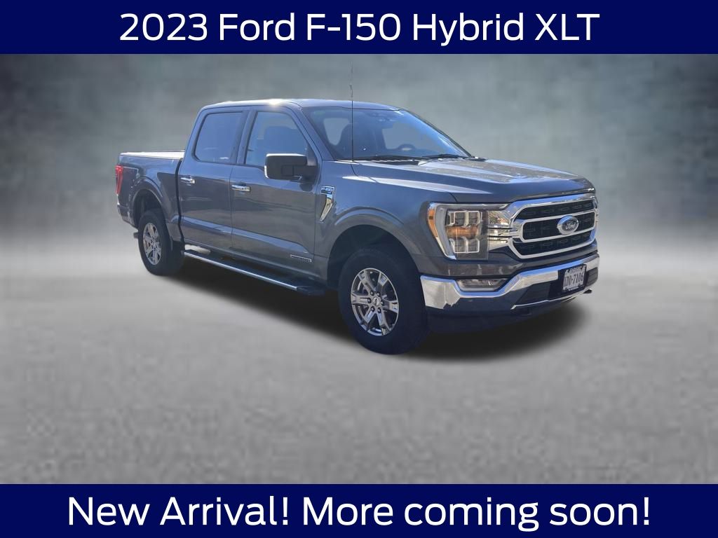 2023 Ford F-150 XLT photo 2