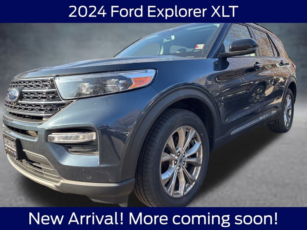Used 2024 Ford Explorer XLT SUV