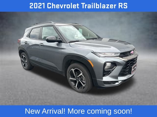 2021 Chevrolet Trailblazer RS photo 2