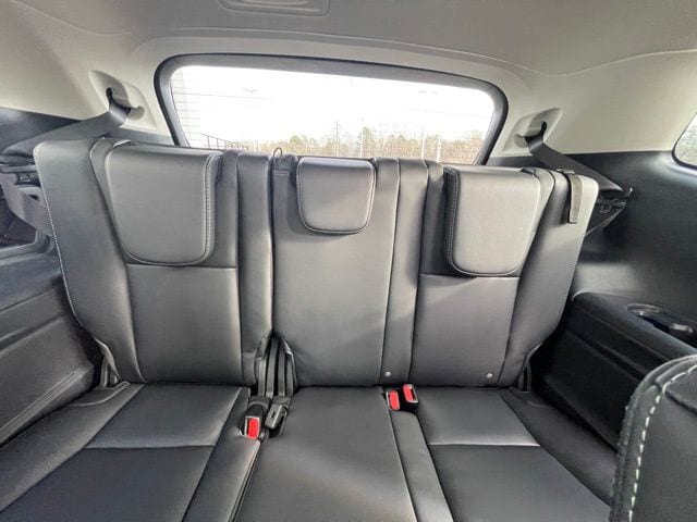 2026 Subaru Ascent Limited - Photo 19