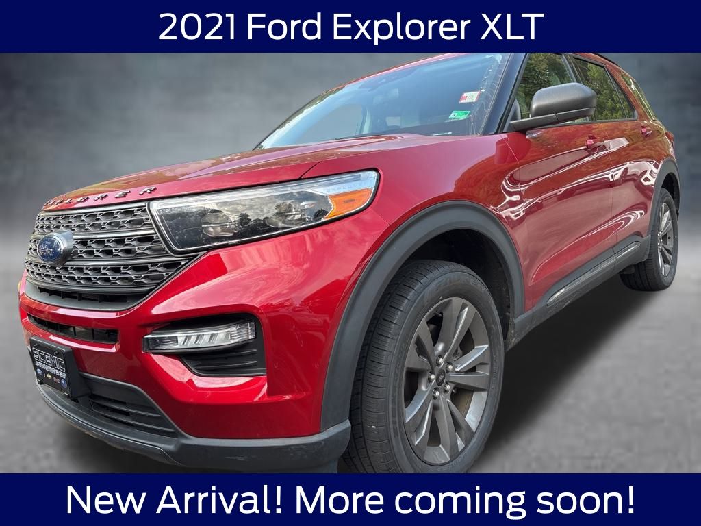 2021 Ford Explorer XLT photo 2
