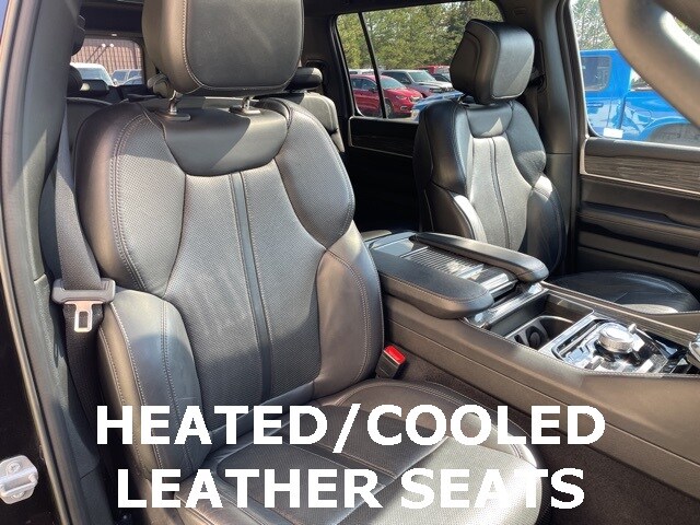 2022 Jeep Wagoneer Series III photo 2