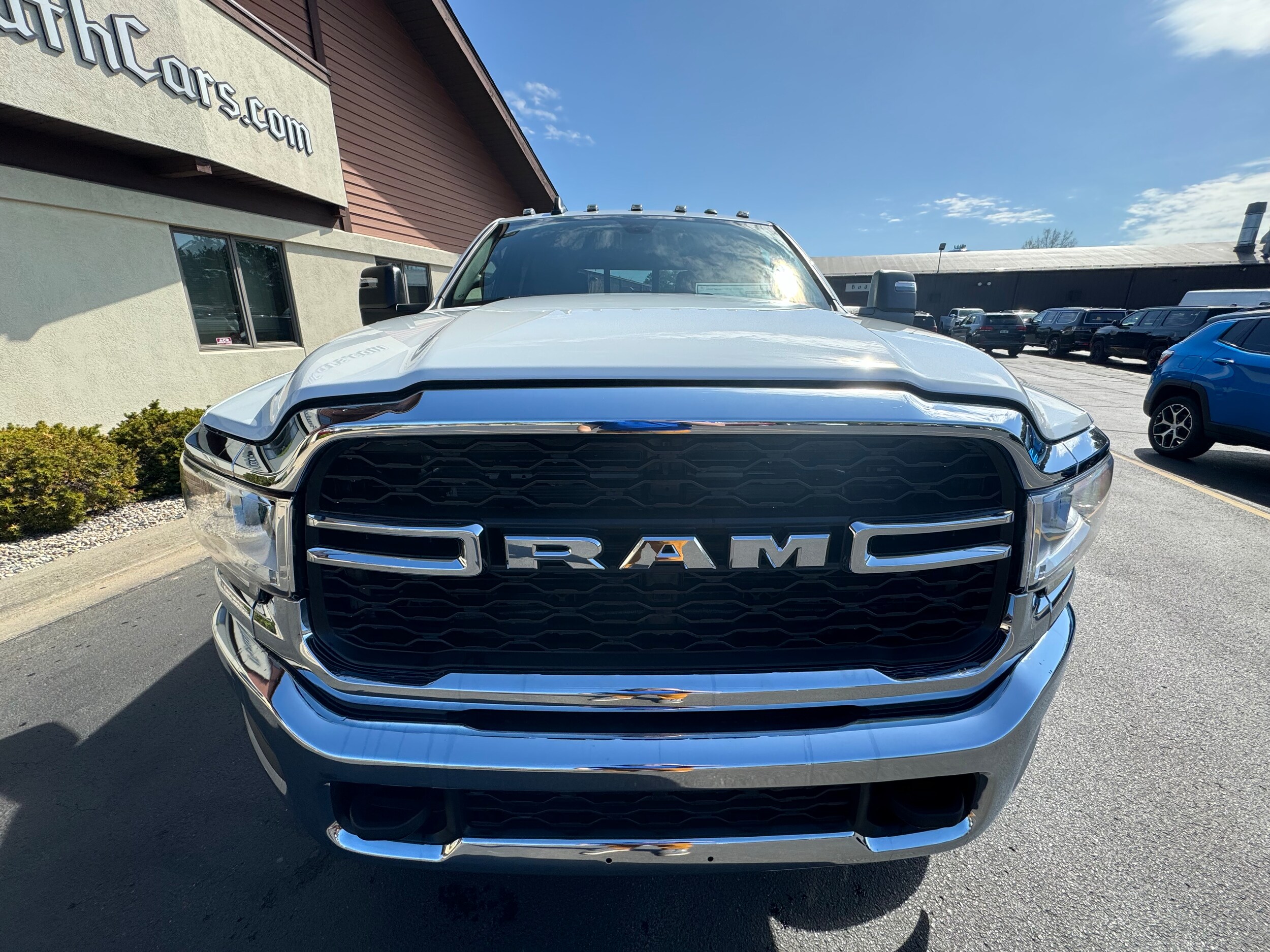 2024 Ram 2500 Tradesman photo 2