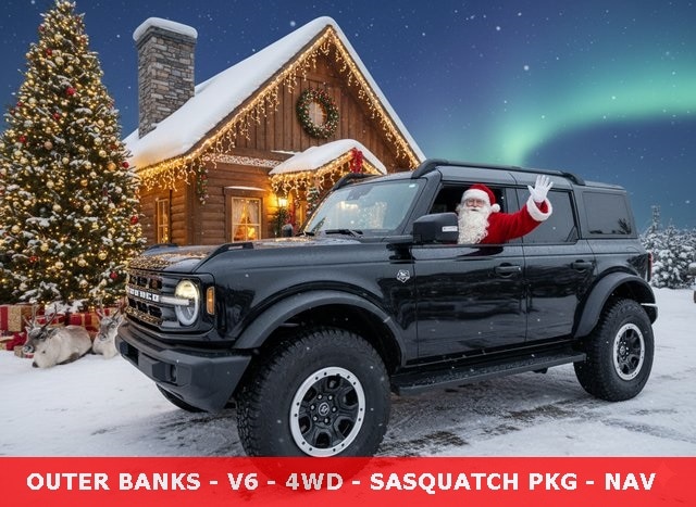 2022 Ford Bronco 4-Door Outer Banks's photo