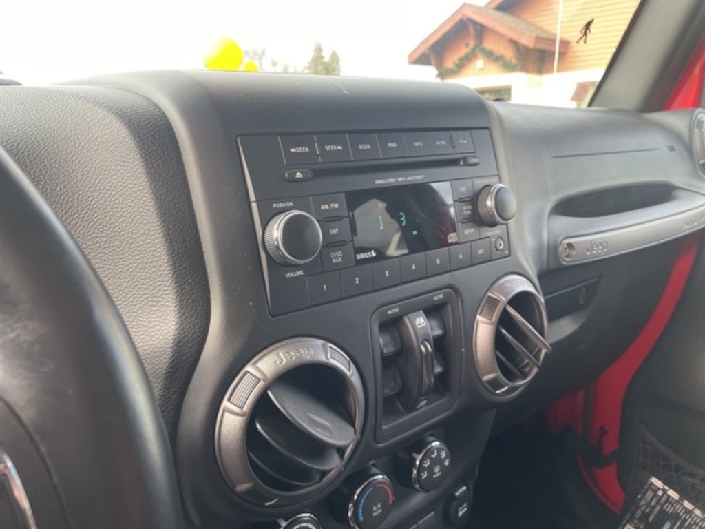 Used 2015 Jeep Wrangler Unlimited Sport SUV