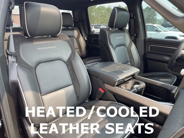 2025 Ram 1500 Laramie photo 3