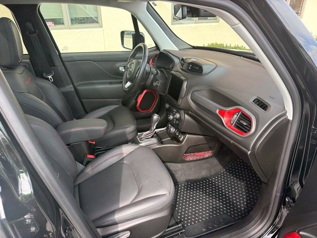 2023 Jeep Renegade Trailhawk - Photo 21