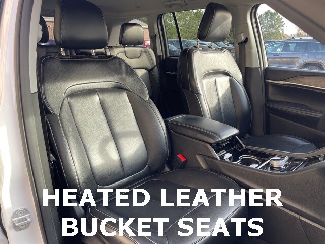 2023 Jeep Grand Cherokee Limited photo 2