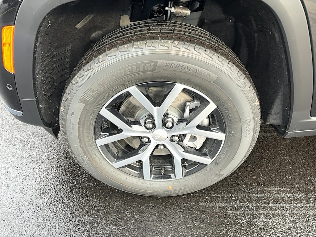 New 2025 Jeep Grand Cherokee L LIMITED 4X4 Sport Utility