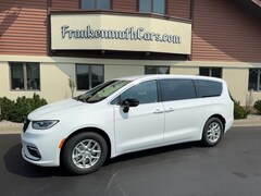 2025 Chrysler Pacifica SELECT Passenger Van