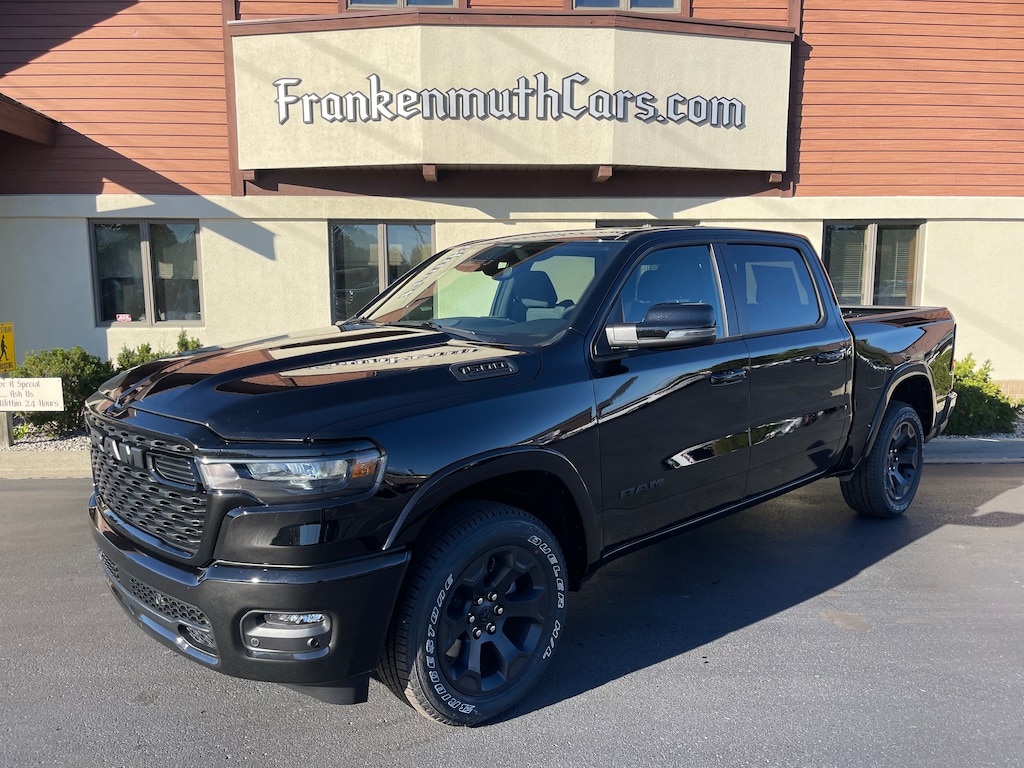 New 2026 Ram 1500 BIG HORN CREW CAB 4X4 5'7 BOX Pickup