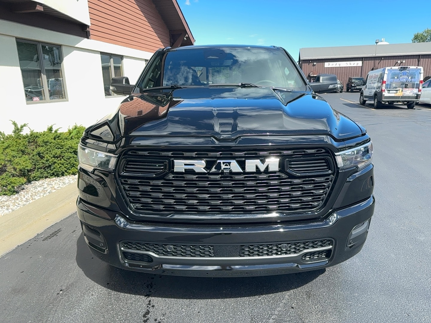 View vehicle photo 3