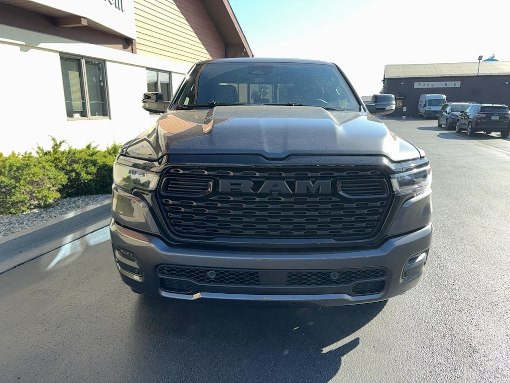 New 2026 Ram 1500 BIG HORN CREW CAB 4X4 5'7 BOX Pickup