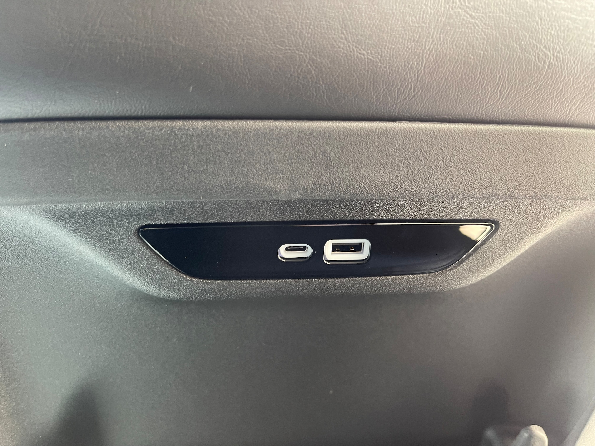 2026 Chrysler Pacifica Select - Photo 20