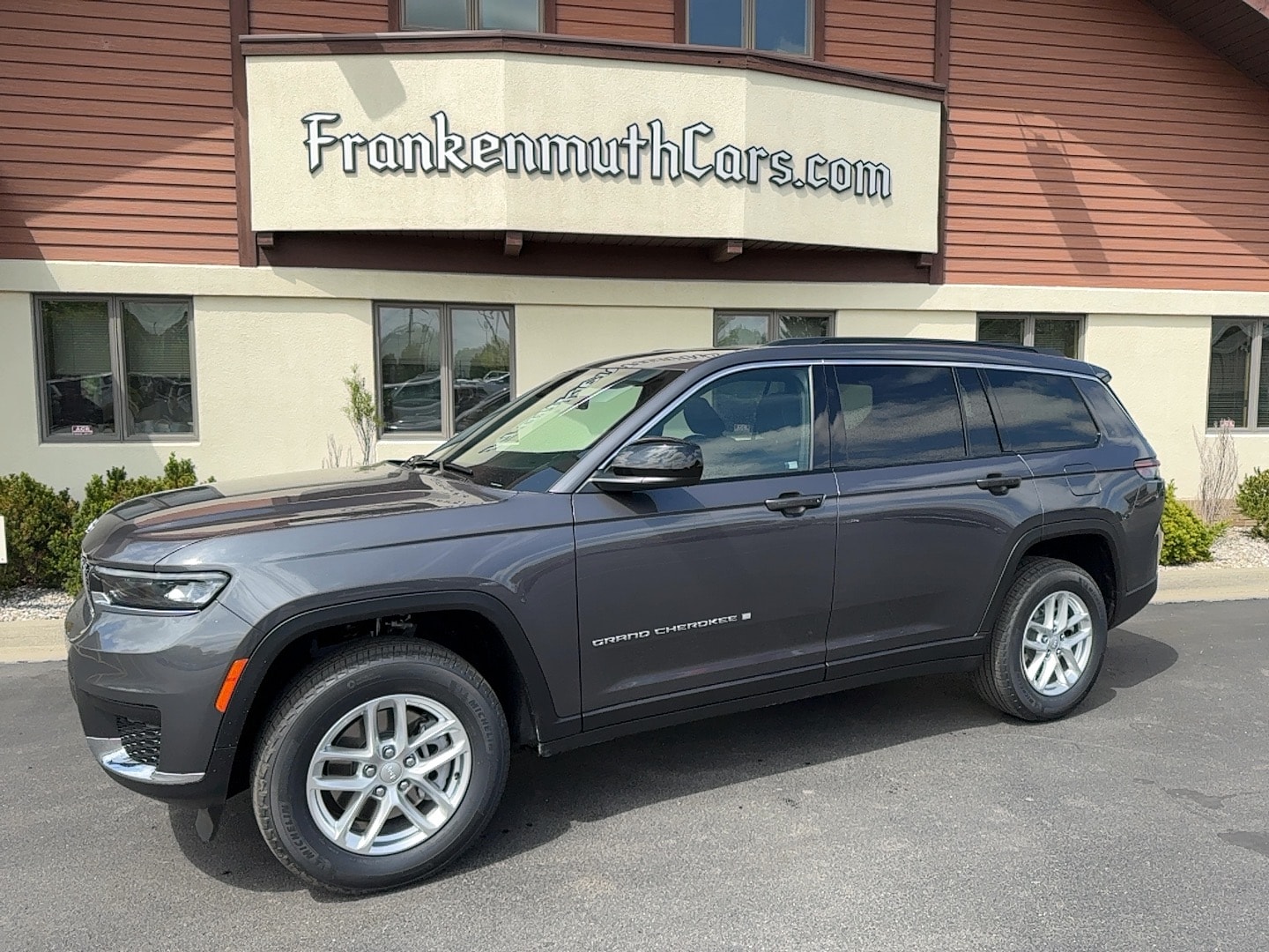 2025 Jeep Grand Cherokee Sport Utility 