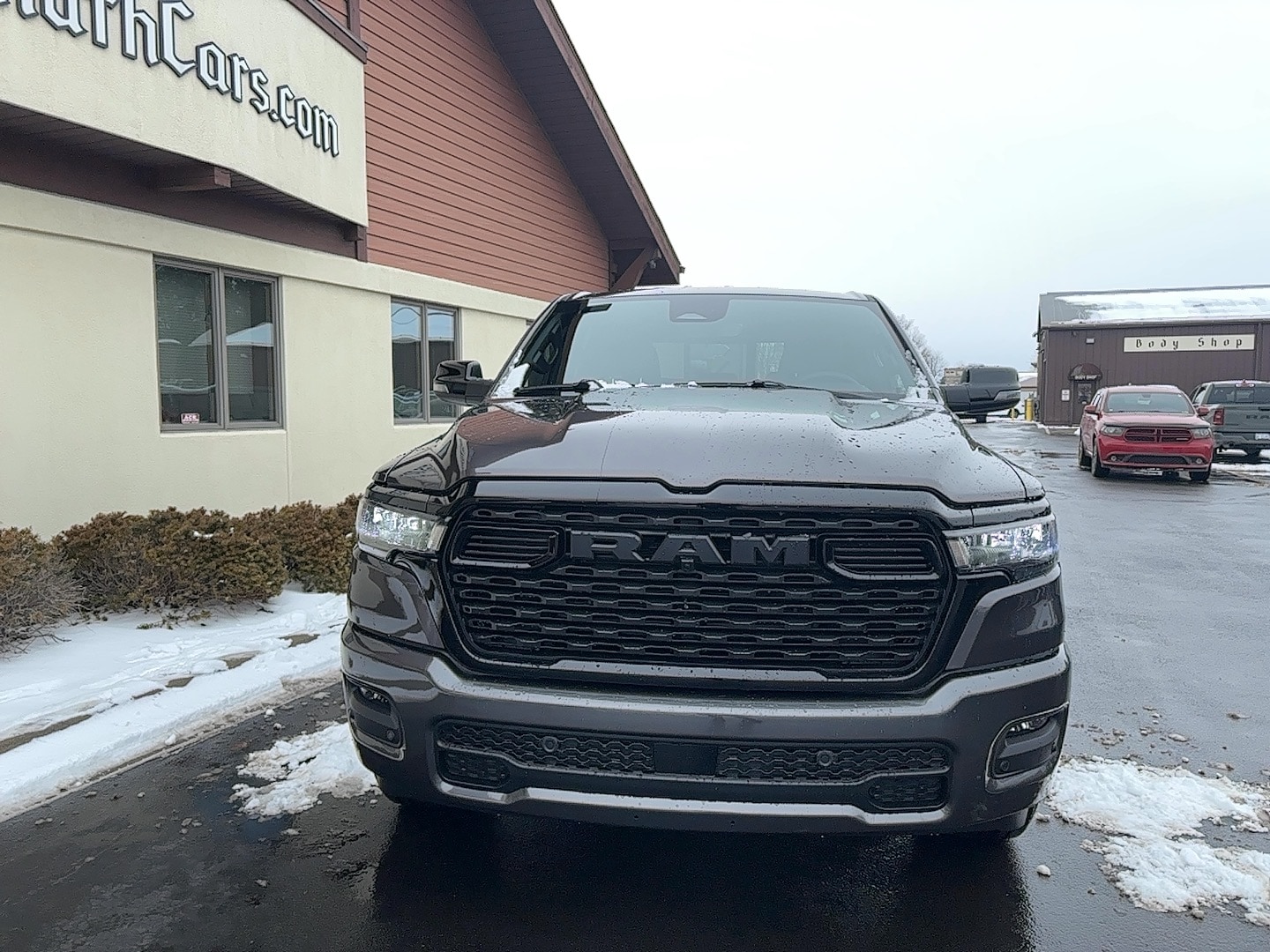 View vehicle photo 3