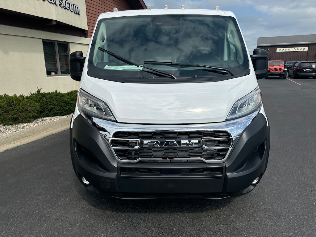 New 2024 Ram ProMaster PROMASTER 1500 SLT CARGO VAN LOW ROOF 136' WB Cargo Van
