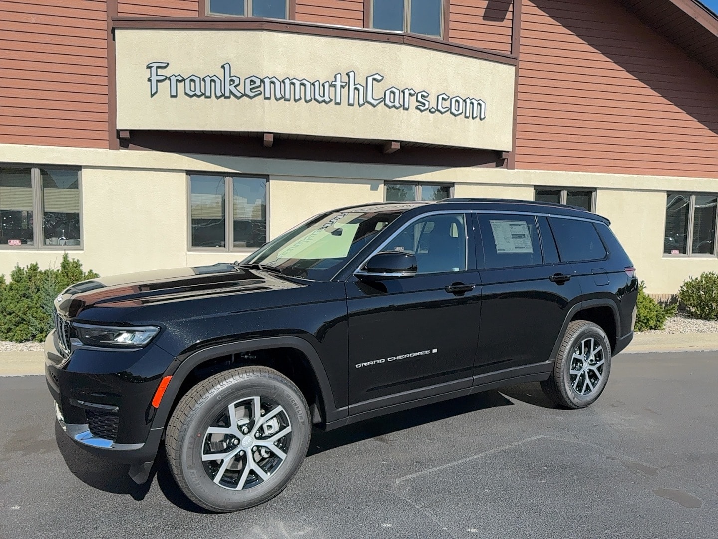2025 Jeep Grand Cherokee L Limited's photo