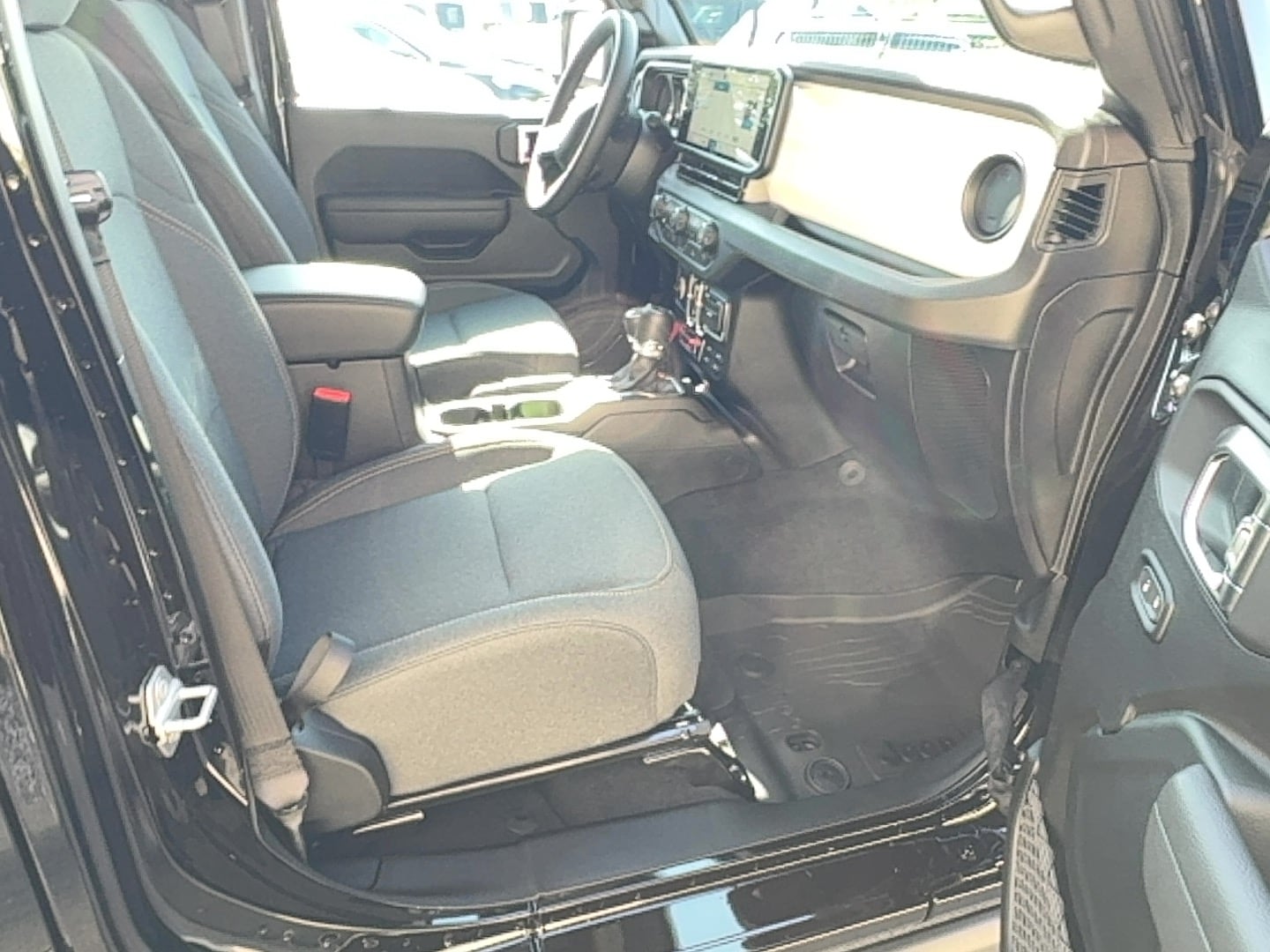 View vehicle photo 7