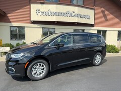 2025 Chrysler Pacifica SELECT Passenger Van