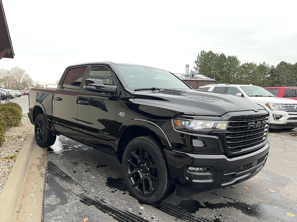 New 2026 Ram 1500 LARAMIE CREW CAB 4X4 5'7 BOX Pickup