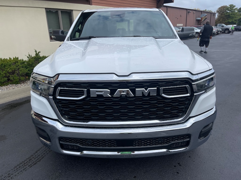 New 2025 Ram 1500 BIG HORN CREW CAB 4X4 5'7 BOX Pickup