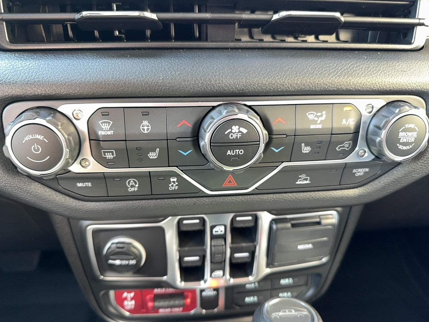 2025 Jeep Gladiator Willys - Photo 22