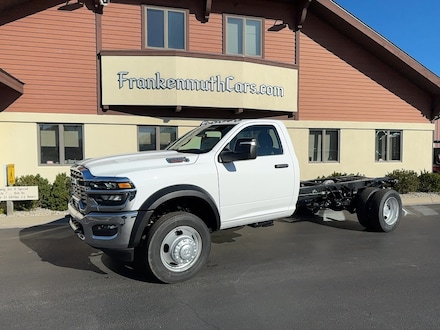 2026 Ram 5500 Chassis Cab TRADESMAN  REGULAR  4X4 84' CA Pickup