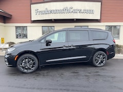 2026 Chrysler Pacifica LIMITED AWD Passenger Van