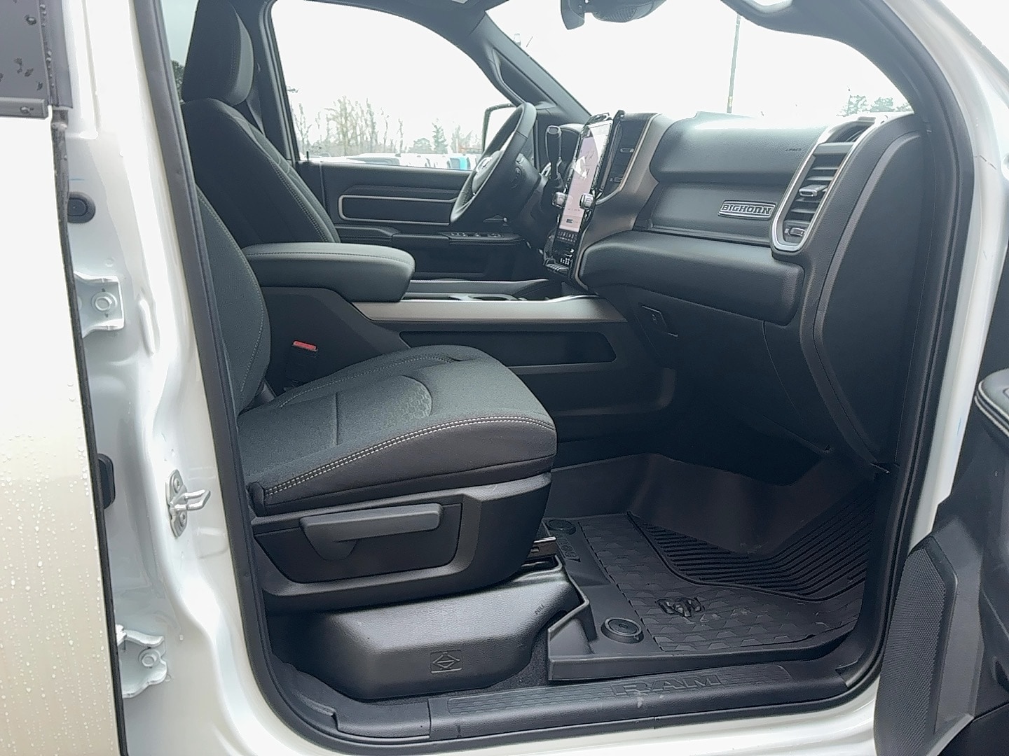 2026 RAM 2500 Big Horn - Photo 8