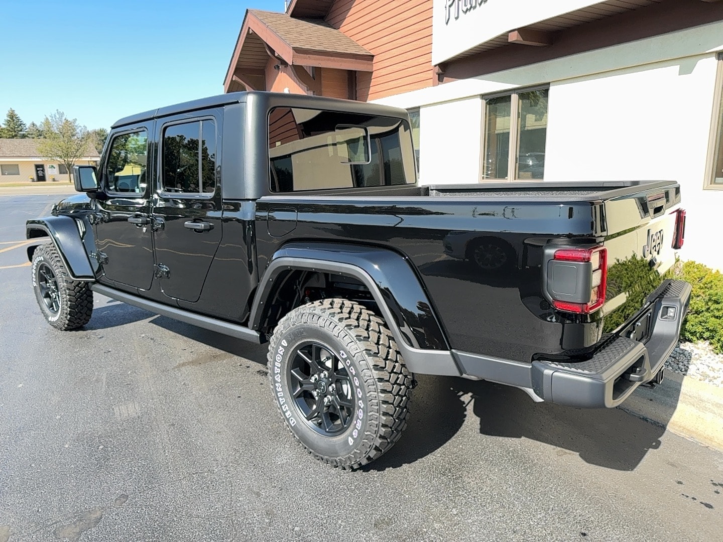 2025 Jeep Gladiator Willys - Photo 15