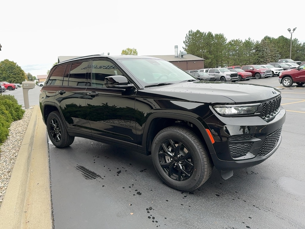 New 2025 Jeep Grand Cherokee ALTITUDE X 4X4 Sport Utility